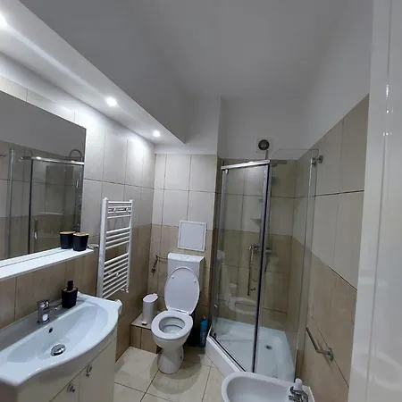 Shades Of Gold Kolozsvár